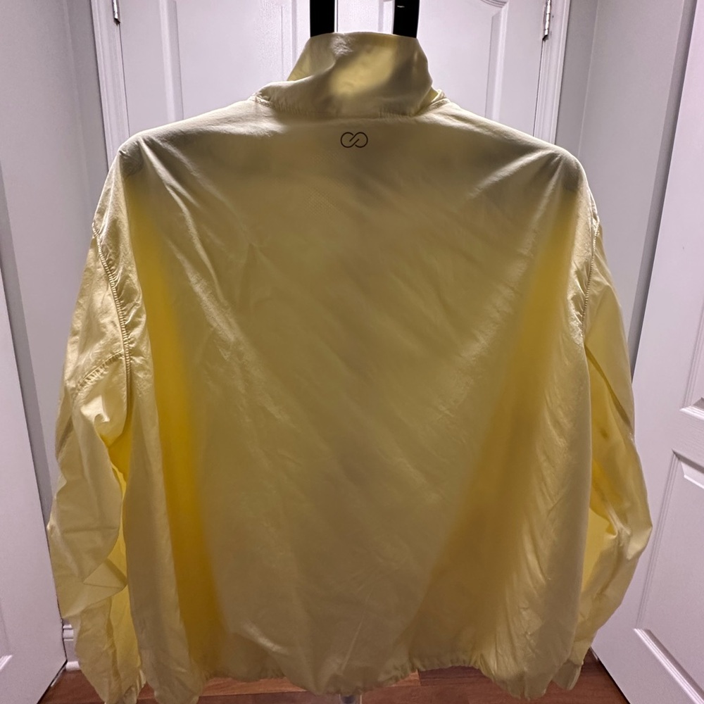 CALIA by Carrie Underwood Light Yellow Jacket - Picture 8 of 11